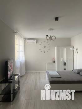 1-к квартира, посуточно, 43м2, 22/26 этаж