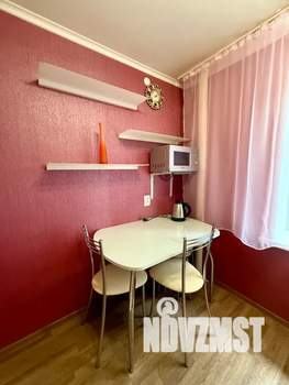 2-к квартира, посуточно, 44м2, 5/10 этаж