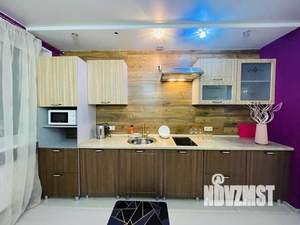 Студия квартира, посуточно, 42м2, 15/23 этаж