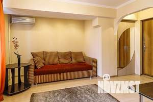 2-к квартира, посуточно, 45м2, 6/9 этаж