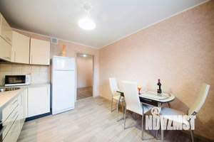 1-к квартира, посуточно, 46м2, 1/1 этаж