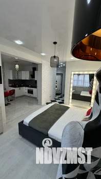 1-к квартира, посуточно, 40м2, 13/24 этаж