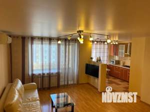 Студия квартира, посуточно, 45м2, 5/10 этаж