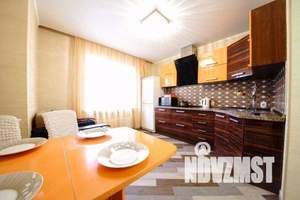 2-к квартира, посуточно, 65м2, 18/25 этаж