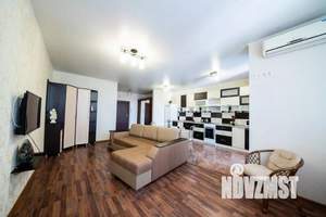 1-к квартира, посуточно, 52м2, 1/1 этаж