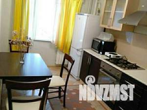 1-к квартира, посуточно, 32м2, 1/11 этаж