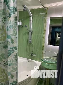 1-к квартира, посуточно, 51м2, 5/10 этаж