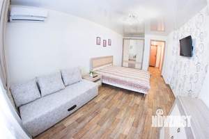 1-к квартира, посуточно, 45м2, 1/1 этаж