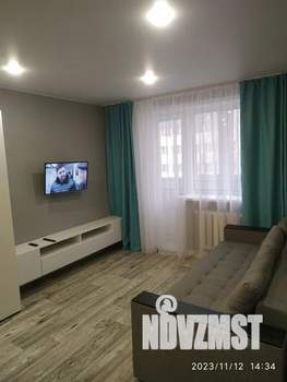 1-к квартира, посуточно, 33м2, 4/6 этаж