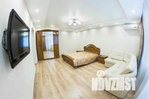 1-к квартира, посуточно, 50м2, 3/10 этаж