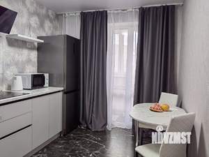 1-к квартира, посуточно, 39м2, 8/23 этаж