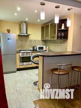 1-к квартира, посуточно, 40м2, 1/10 этаж