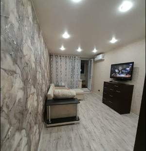 Студия квартира, на длительный срок, 38м2, 2/10 этаж