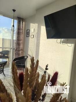 Студия квартира, посуточно, 30м2, 23/25 этаж