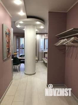 Студия квартира, посуточно, 53м2, 5/19 этаж