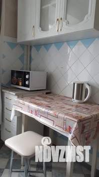 1-к квартира, посуточно, 34м2, 1/10 этаж