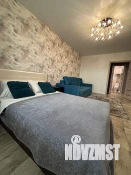 1-к квартира, посуточно, 41м2, 4/10 этаж