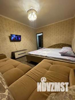 1-к квартира, посуточно, 40м2, 1/10 этаж