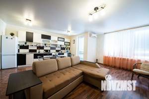 1-к квартира, посуточно, 52м2, 1/1 этаж