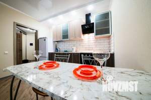 2-к квартира, посуточно, 60м2, 1/1 этаж