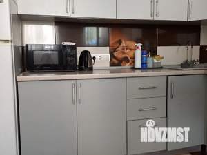 1-к квартира, посуточно, 40м2, 1/2 этаж
