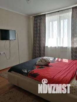 1-к квартира, посуточно, 40м2, 3/10 этаж