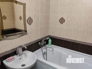 1-к квартира, посуточно, 38м2, 3/10 этаж