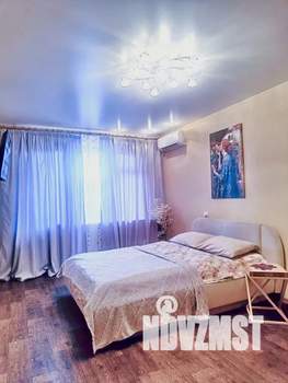 1-к квартира, посуточно, 40м2, 7/9 этаж