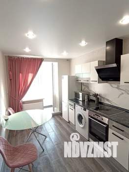 1-к квартира, посуточно, 35м2, 9/17 этаж