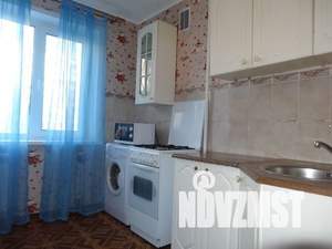 1-к квартира, посуточно, 33м2, 3/9 этаж