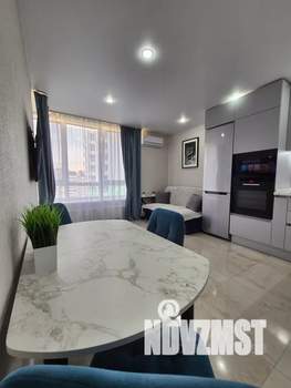 1-к квартира, посуточно, 37м2, 10/22 этаж