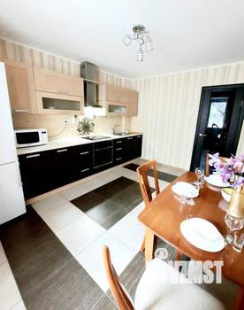 2-к квартира, посуточно, 65м2, 1/1 этаж