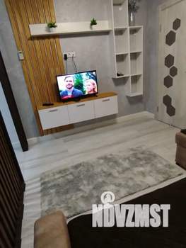 1-к квартира, посуточно, 42м2, 2/10 этаж