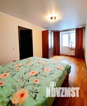 2-к квартира, посуточно, 65м2, 1/1 этаж