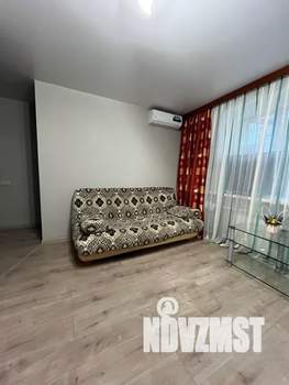 1-к квартира, посуточно, 34м2, 3/6 этаж