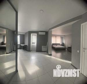 Студия квартира, посуточно, 45м2, 1/25 этаж