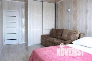 1-к квартира, посуточно, 45м2, 9/16 этаж