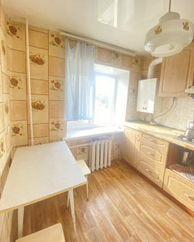 3-к квартира, на длительный срок, 64м2, 2/5 этаж
