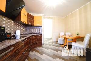 2-к квартира, посуточно, 70м2, 18/25 этаж