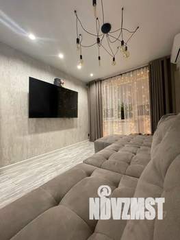 1-к квартира, посуточно, 38м2, 5/25 этаж