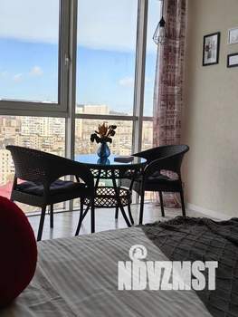 Студия квартира, посуточно, 30м2, 23/25 этаж