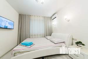 Студия квартира, посуточно, 30м2, 2/27 этаж