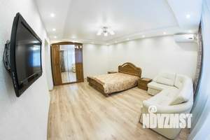 1-к квартира, посуточно, 50м2, 3/10 этаж