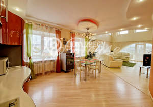 6-к квартира, на длительный срок, 202м2, 11/12 этаж