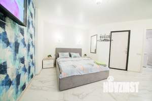Студия квартира, посуточно, 38м2, 1/24 этаж