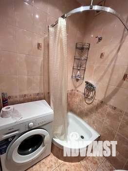 Студия квартира, посуточно, 42м2, 9/9 этаж