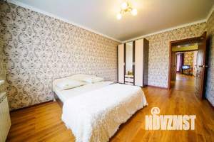 2-к квартира, посуточно, 67м2, 1/1 этаж
