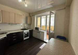 1-к квартира, на длительный срок, 40м2, 4/10 этаж