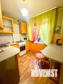2-к квартира, посуточно, 33м2, 2/5 этаж