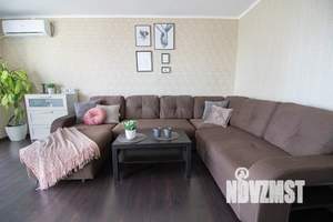 1-к квартира, посуточно, 60м2, 3/10 этаж